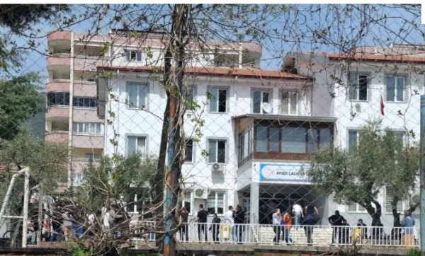 Kahramanmaraş'ta Okulda Silahlı Saldırı! Ölü Ve Yaralılar Var